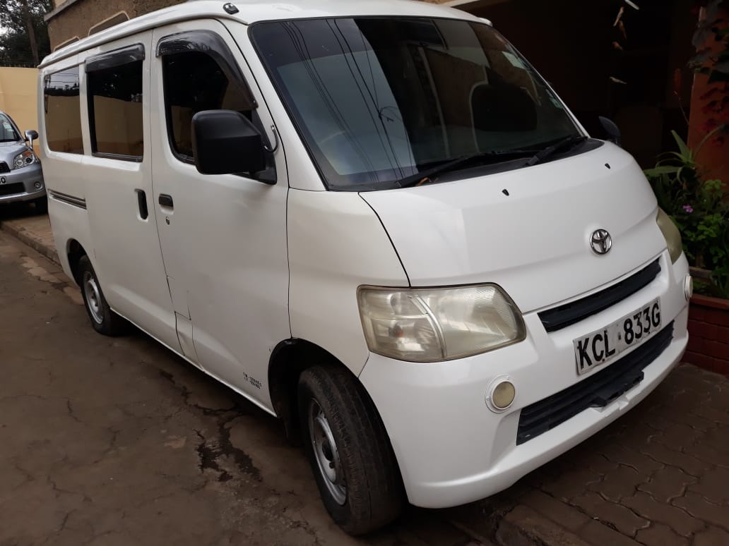Toyota Townace 2010 asian Owner pay 20% 80% in 60 Monthly installments 545k ONLY new