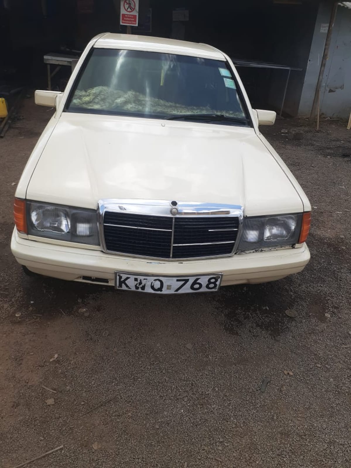 Mercedes Benz 190E Classic 200k ONLY as Free