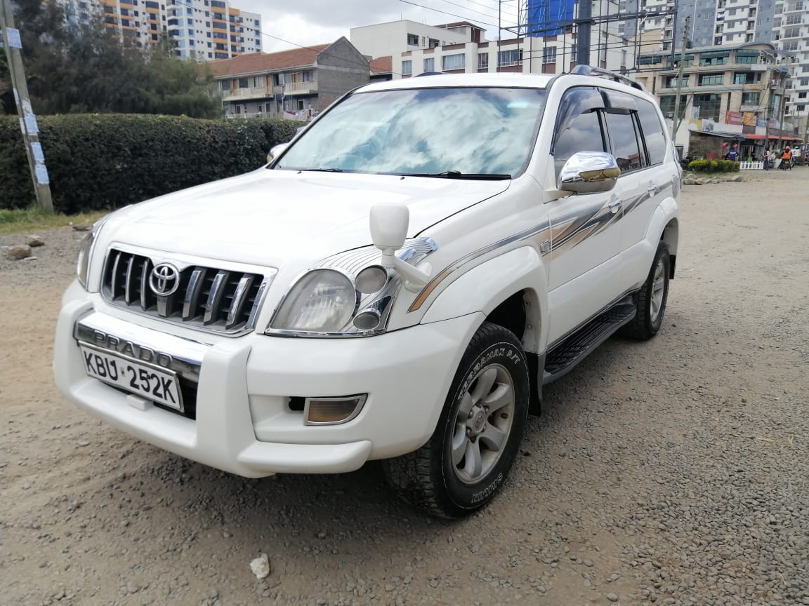 Toyota Prado 2006 Pay 30% 70% in 60 Monthly INSTALLMENTS As New on offer