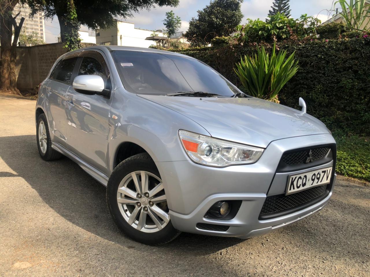 Mitsubishi RVR 2011 Pay 20% 80% in 60 Monthly Installments As New