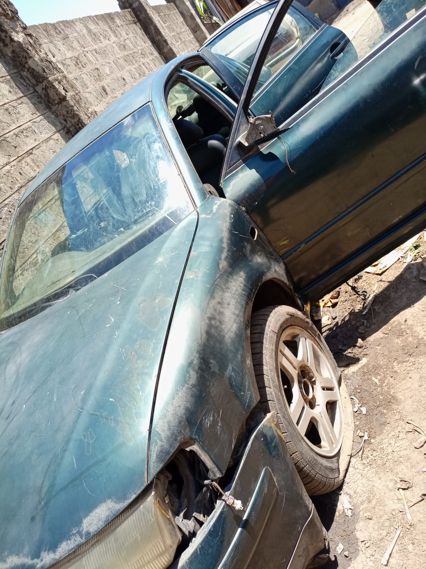 Grounded BMW 320i Accident Free Minor Issues 170K ONLY!