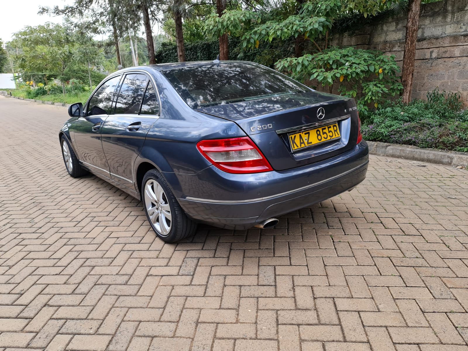 Mercedes Benz C200 Local 2007 on Offer As New