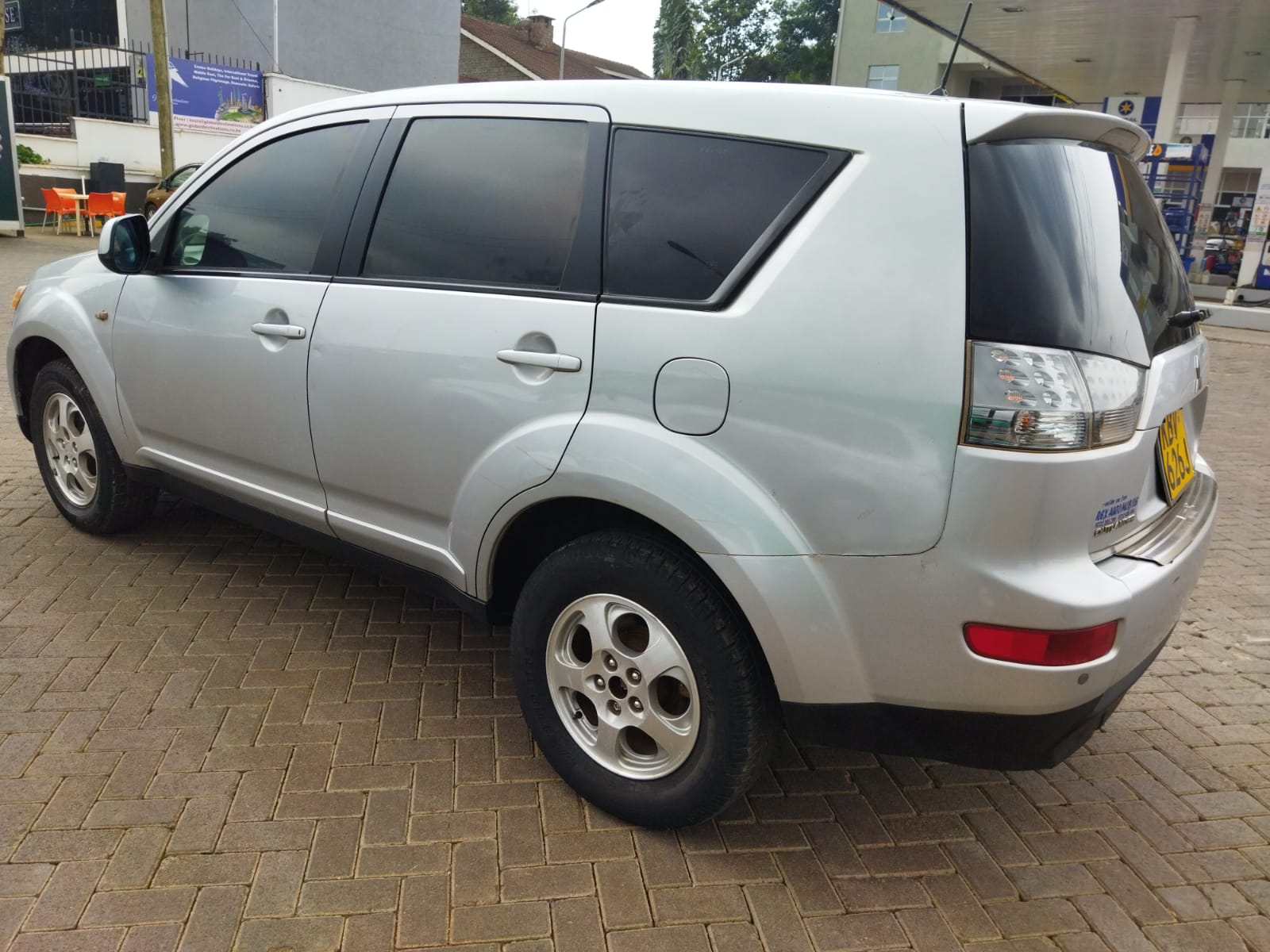 Mitsubishi OUTLANDER 2006 Pay 20%, 80% in 60 MONTHS
