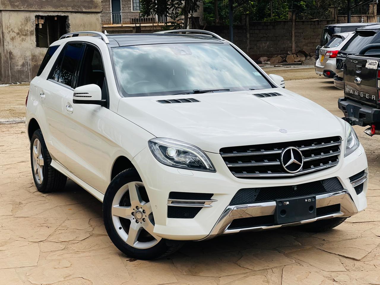2015 Mercedes ML 350 AMG Line 4MATIC New  hottest Deal