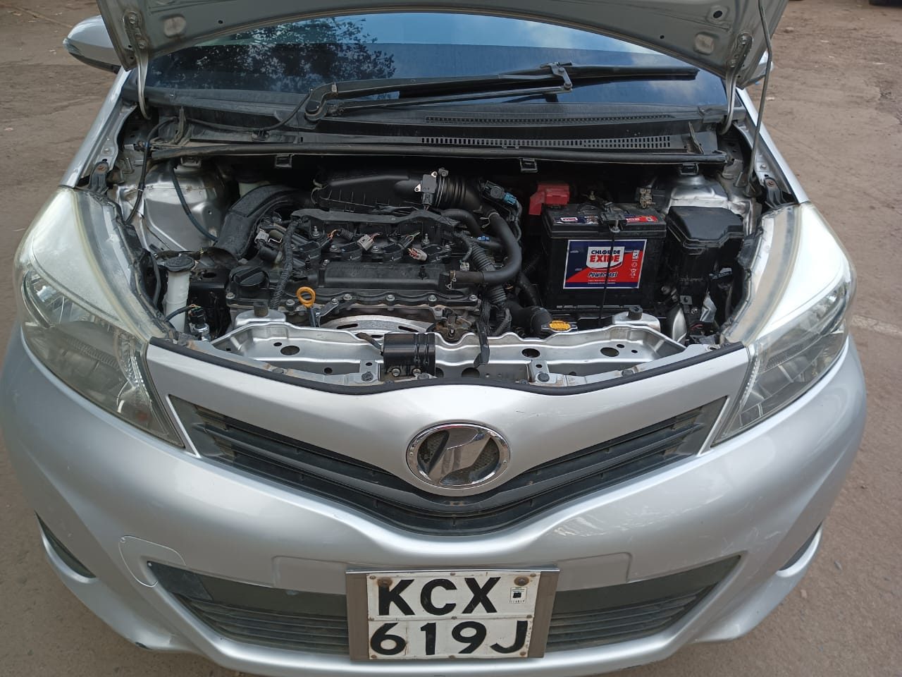 Toyota VITZ 1300cc pay 20% deposit, hot discount!