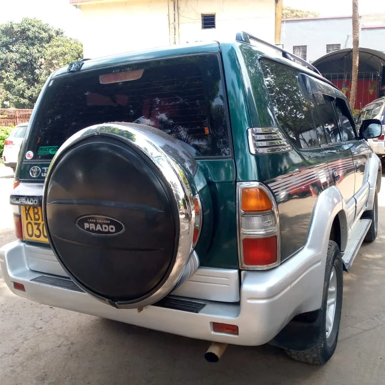 Toyota prado 95 2001 with sunroof Hot Deal on offer