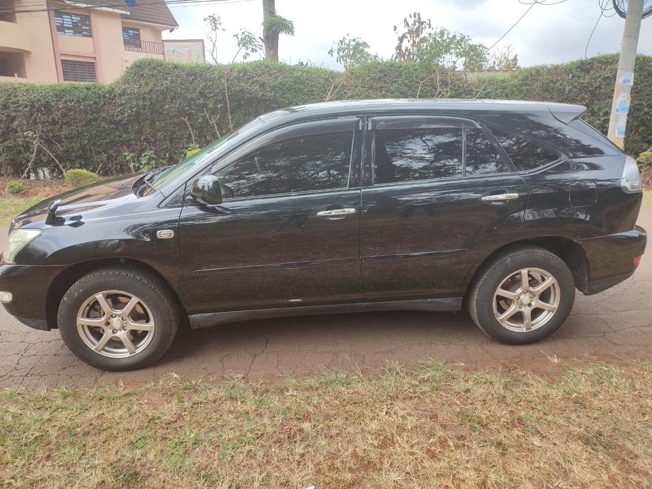 Toyota Harrier 2010 KCK CHEAPEST YOU Pay 20% Deposit Trade in OK Wow
