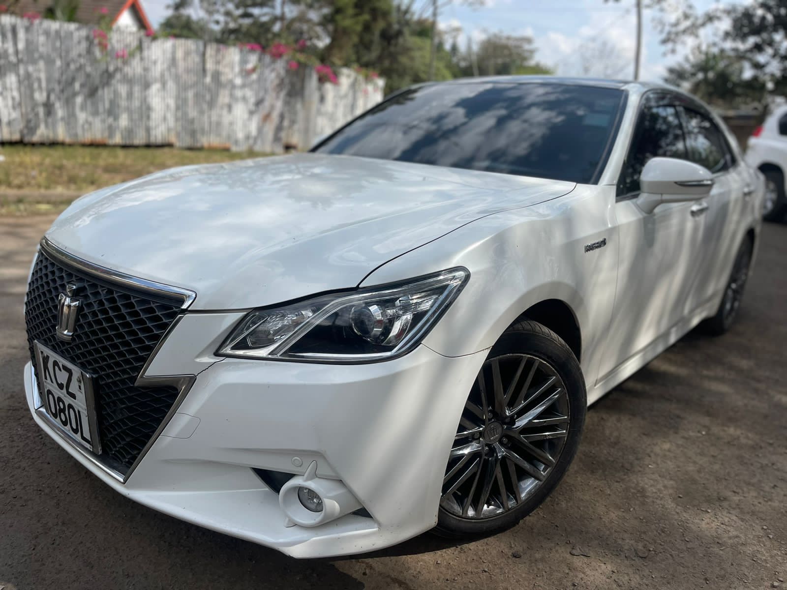 Toyota CROWN Hybrid You pay Deposit Trade in Ok Hot Deal