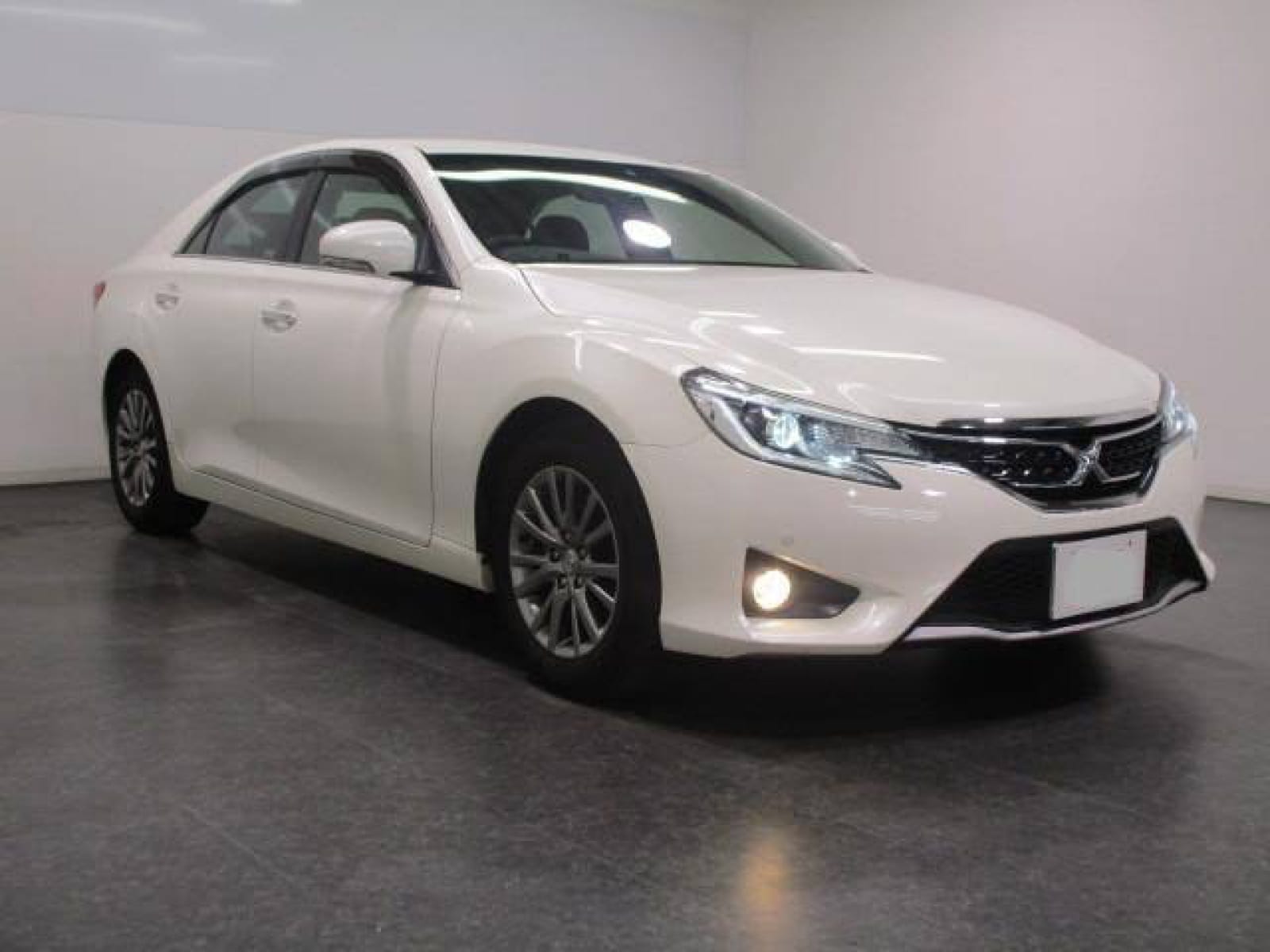 Toyota MARK X For Hire Lease Rental in Kenya Best prices all cars available