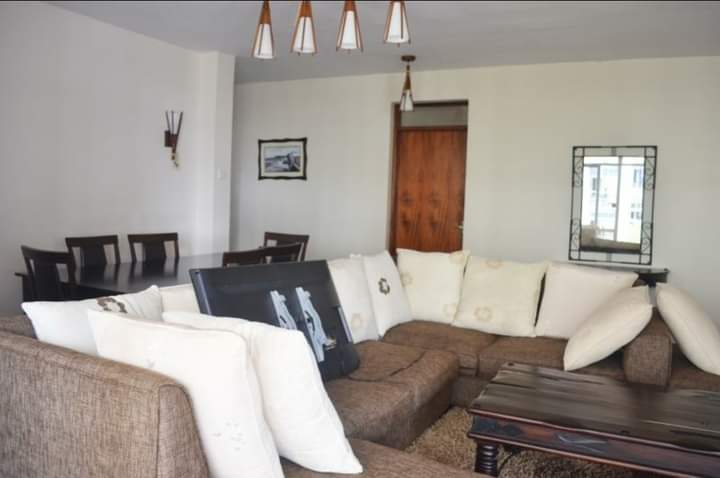 Kilimani 3 Bedroom with DSQ/Swimming Pool/Gym Apartment for Sale EXCLUSIVE