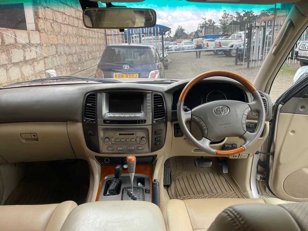 Toyota Landcruiser VX V8 100 SERIES QUICK SALE You Pay 30% Deposit Trade in Ok