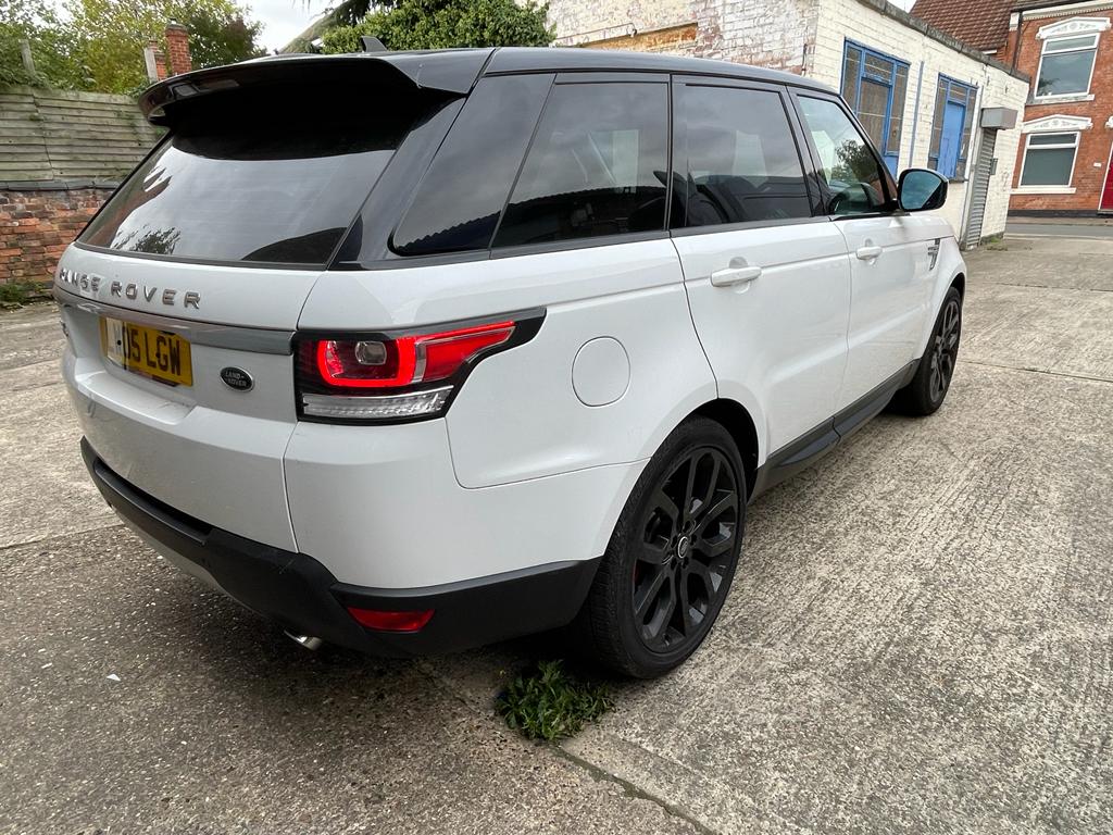 Range Rover Sport HSE 2015 SDV6 SUNROOF Trade in OK EXCLUSIVE