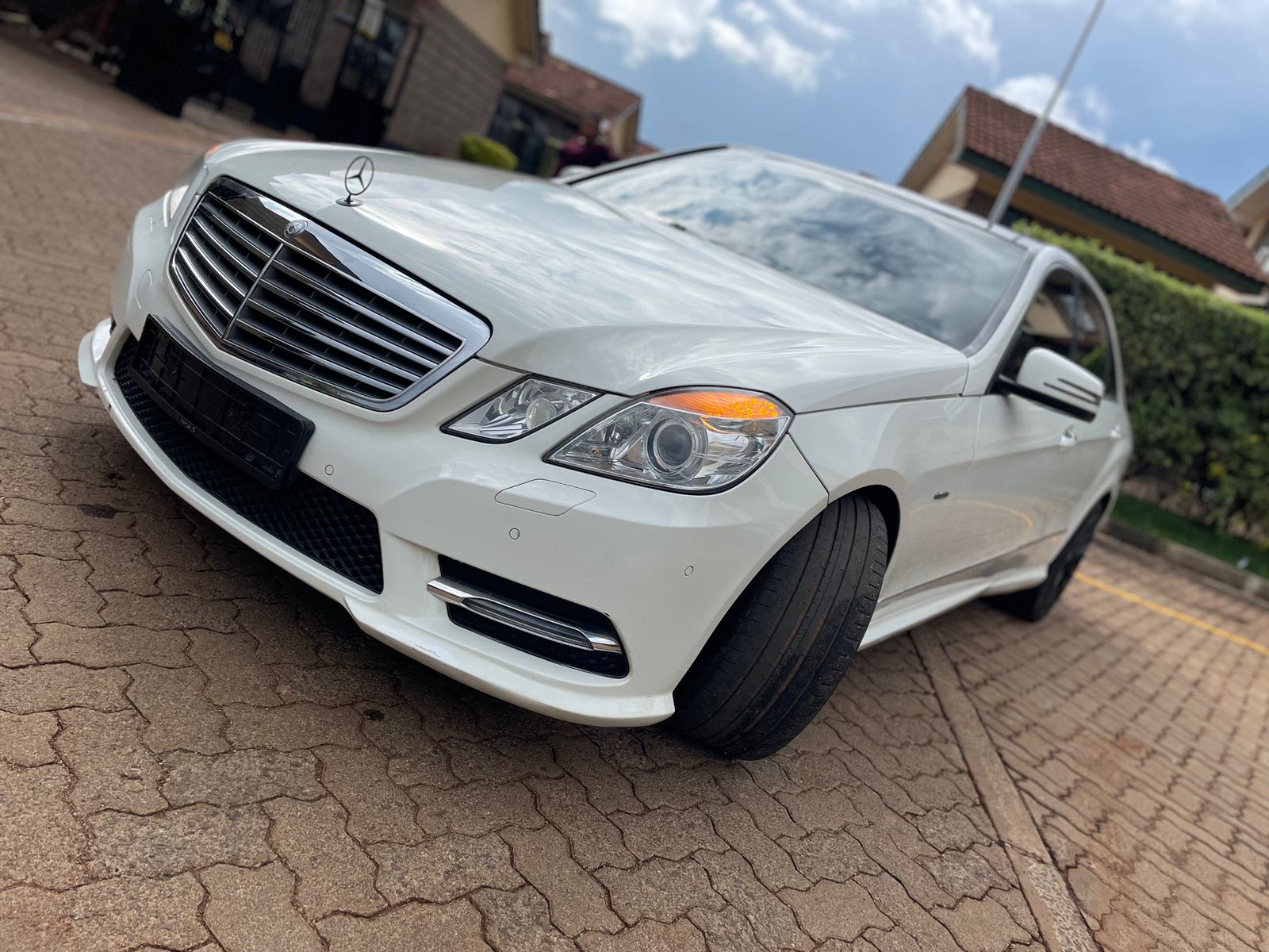 Mercedes Benz E250 Pearl SUNROOF Cheapest You Pay 30% DEPOSIT Trade in OK