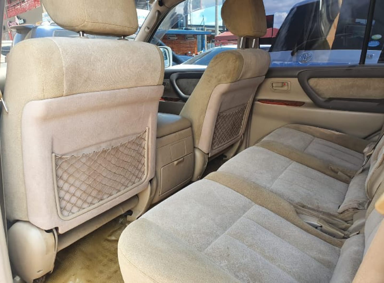 Toyota Landcruiser VX V8 100 SERIES SUNROOF QUICK SALE ASIAN OWNER You Pay 30% Deposit Trade in Ok For sale in Kenya