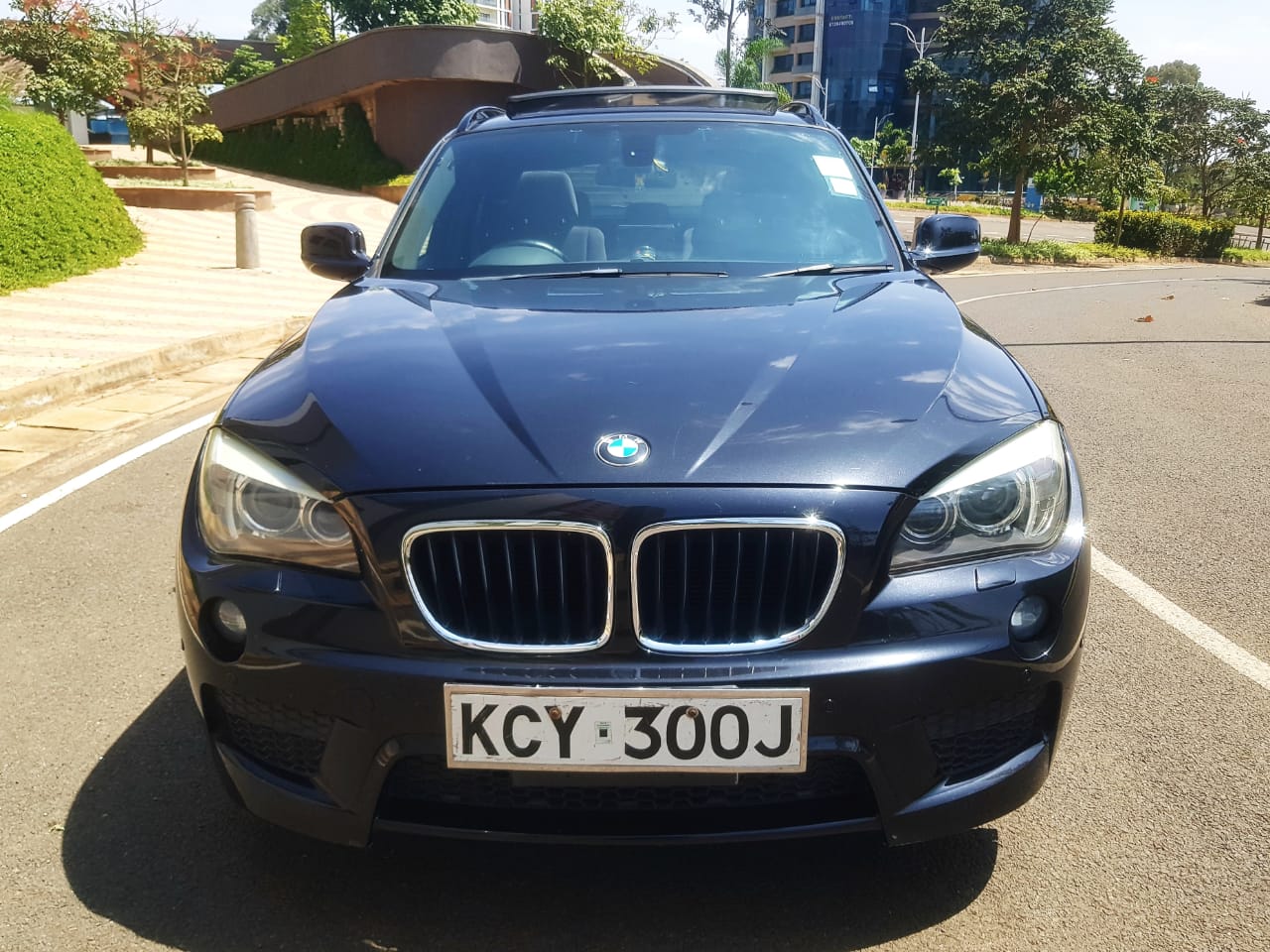 Bmw X1 with SUNROOF You Pay 20% deposit Trade in Ok