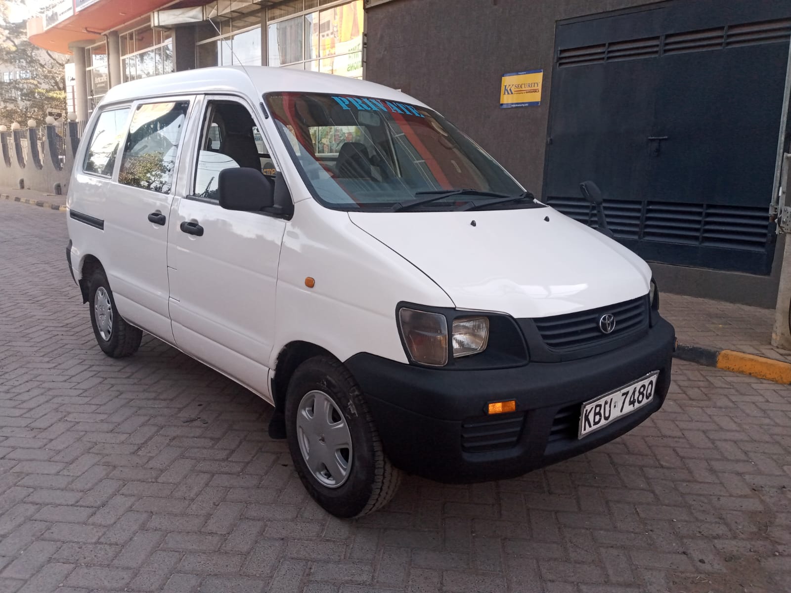 Toyota Town Ace You pay 30 Deposit Trade in Ok For Sale in Kenya