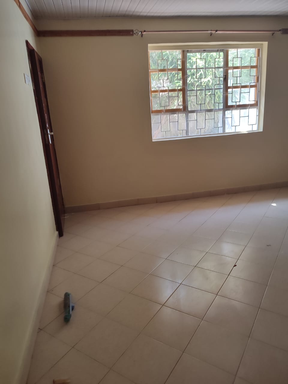 House/Apartment For Rent Real Estate-Two bedroom house both ensuite Waterfront Mall Karen FOR RENT 6