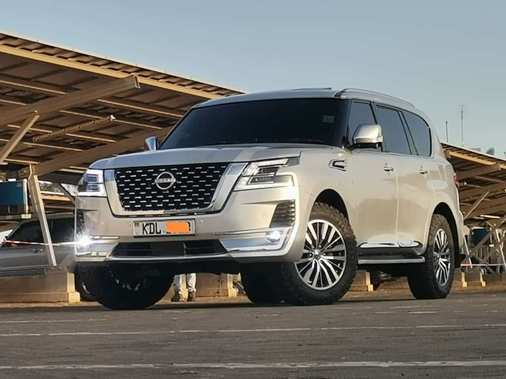 Nissan Patrol 2017 V8 SUNROOF QUICK SALE Trade in OK EXCLUSIVE