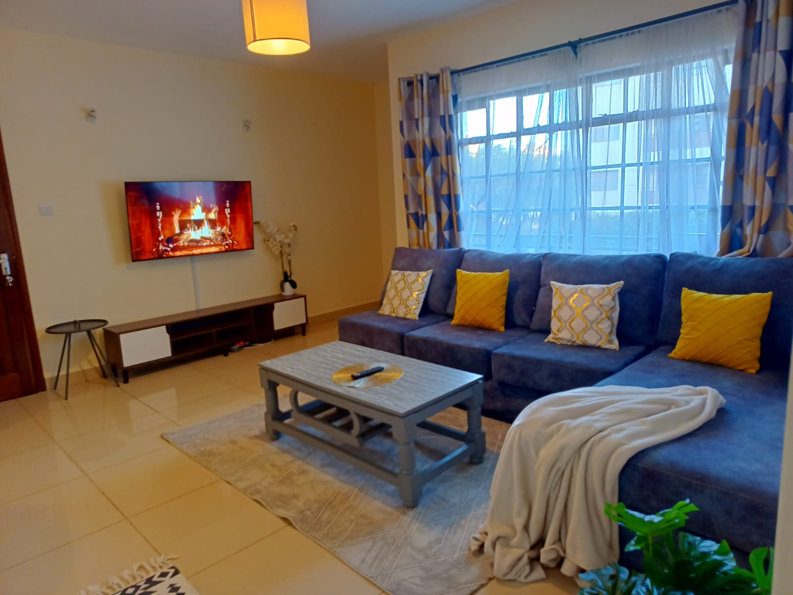Lovely And Luxurious Fully Furnished 2 Bedrooms In Westlands