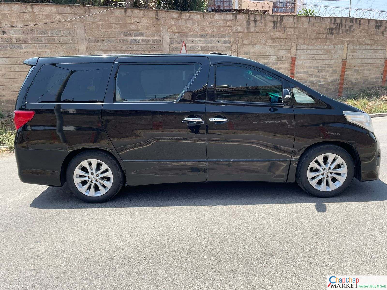 Toyota Alphard Double SUNROOF QUICK SALE You Pay 30% Deposit Trade in OK