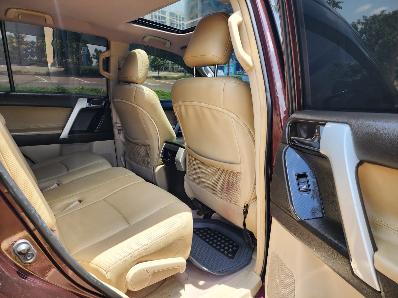 Toyota Prado j150 2018 Facelift with SUNROOF QUICK SALE You Pay 30% Deposit Trade in OK