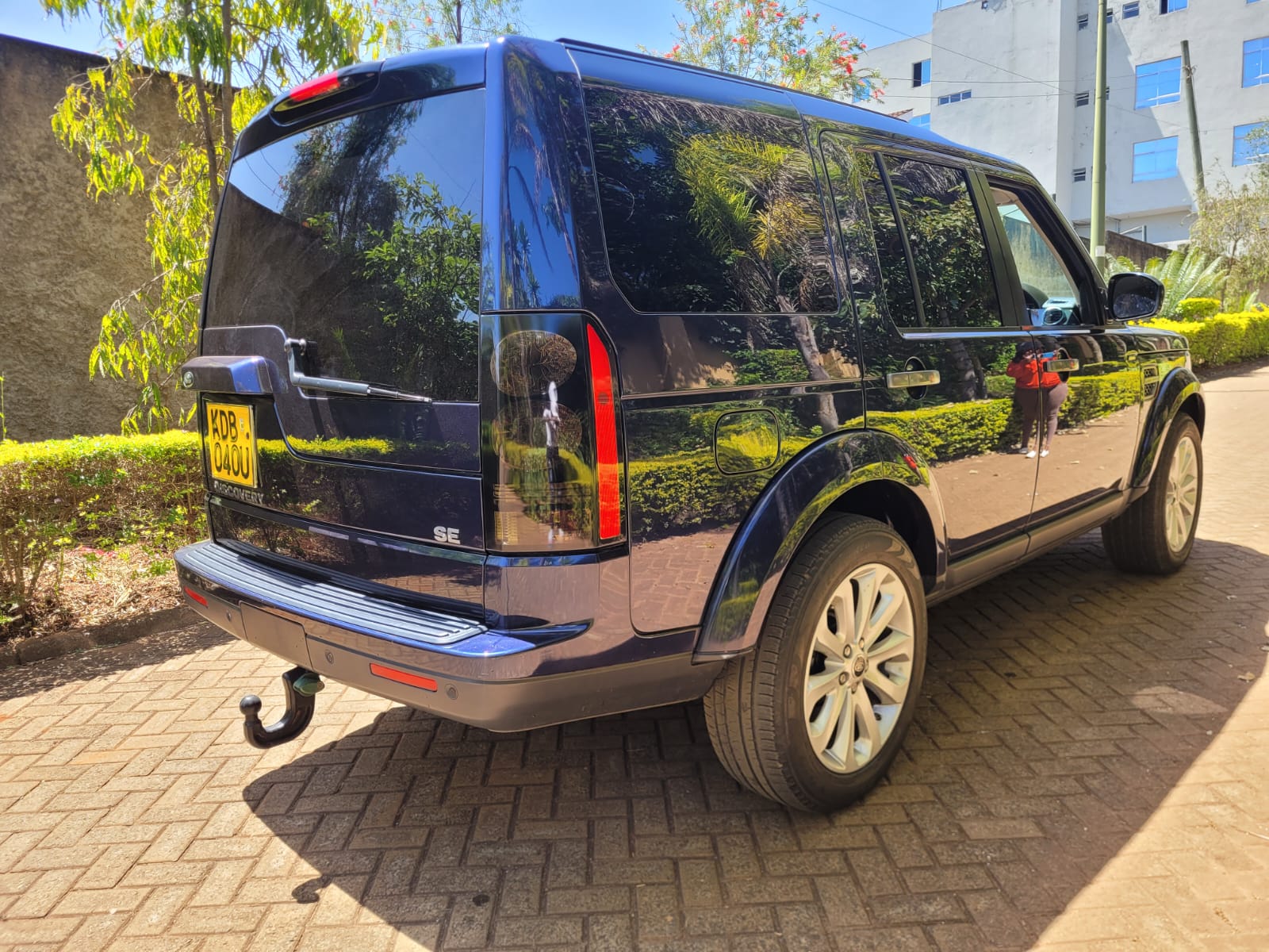Land Rover Discovery 4 2014 QUICK SALE Triple SUNROOF You Pay 30% Deposit Trade in Ok For sale in kenya