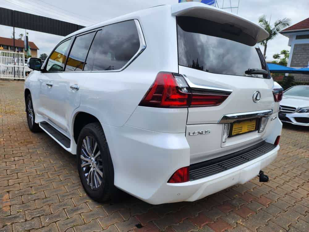 LEXUS LX 450D Fully Loaded EXCLUSIVE For SALE in Kenya