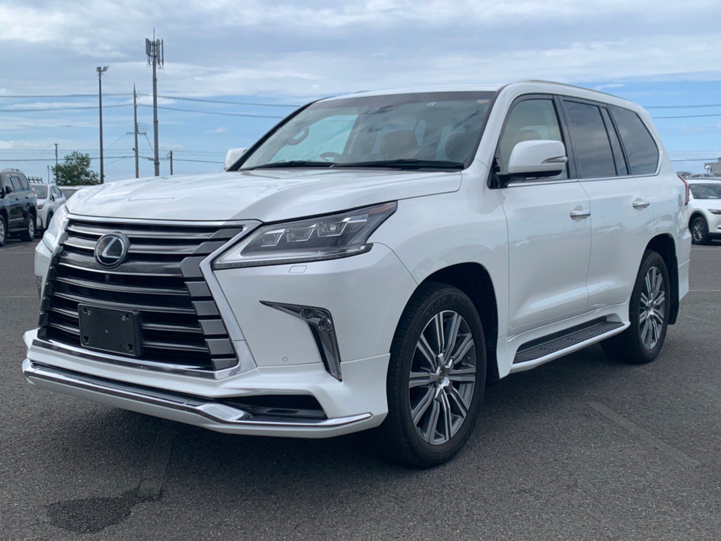 LEXUS LX 570 Just ARRIVED Fully Loaded OK EXCLUSIVE For SALE in Kenya