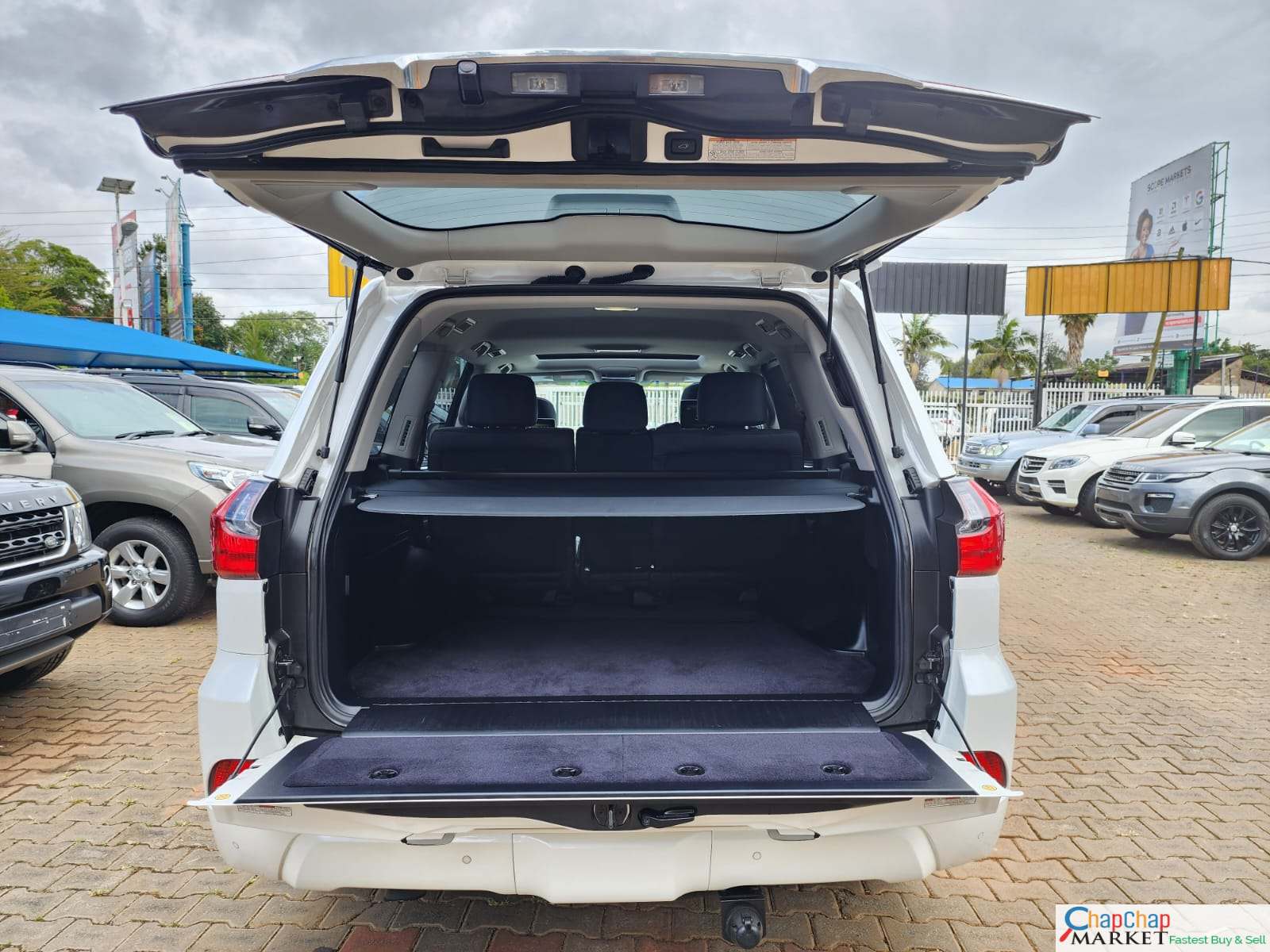 LEXUS LX 450D Fully Loaded EXCLUSIVE For SALE in Kenya