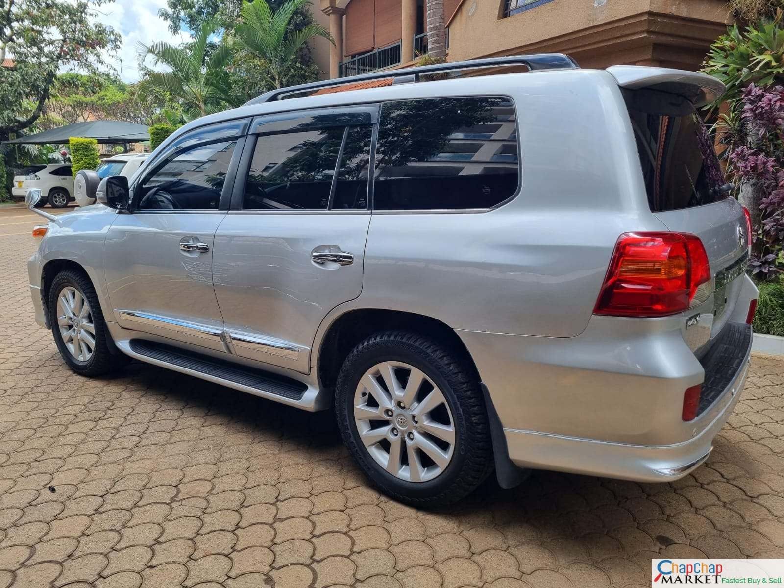 Toyota Landcruiser ZX V8 200 SERIES SUNROOF QUICK SALE Triple number You Pay 40% Deposit Trade in Ok