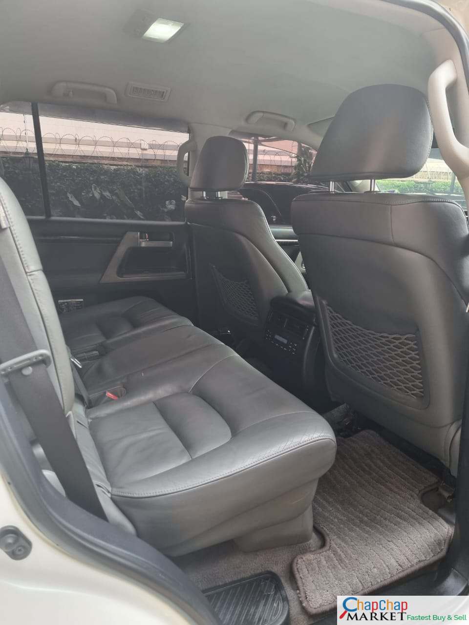 Toyota Land cruiser V8 ASIAN OWNER Cheapest leather You Pay 30% DEPOSIT