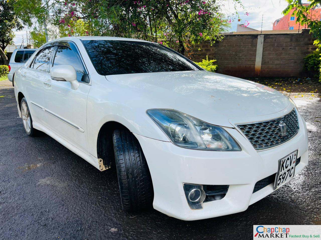 Toyota CROWN ATHLETE You pay 30% Deposit installments Trade in Ok EXCLUSIVE