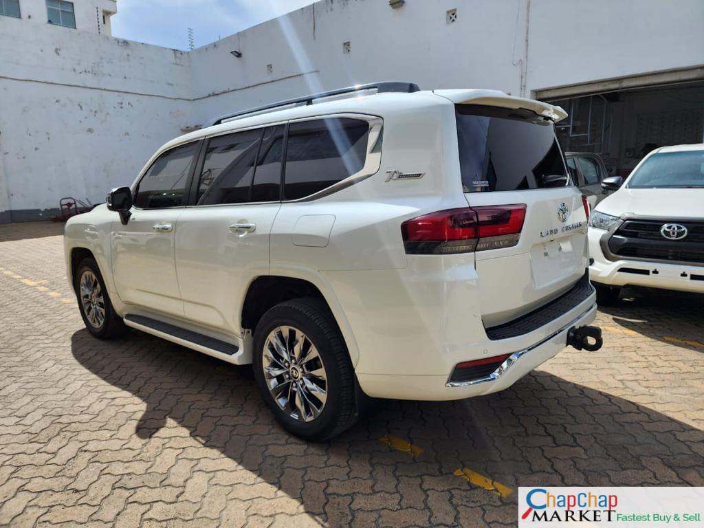 Toyota Land Cruiser VX V8 2022 LC 300 SERIES QUICK SALE Trade in Ok EXCLUSIVE