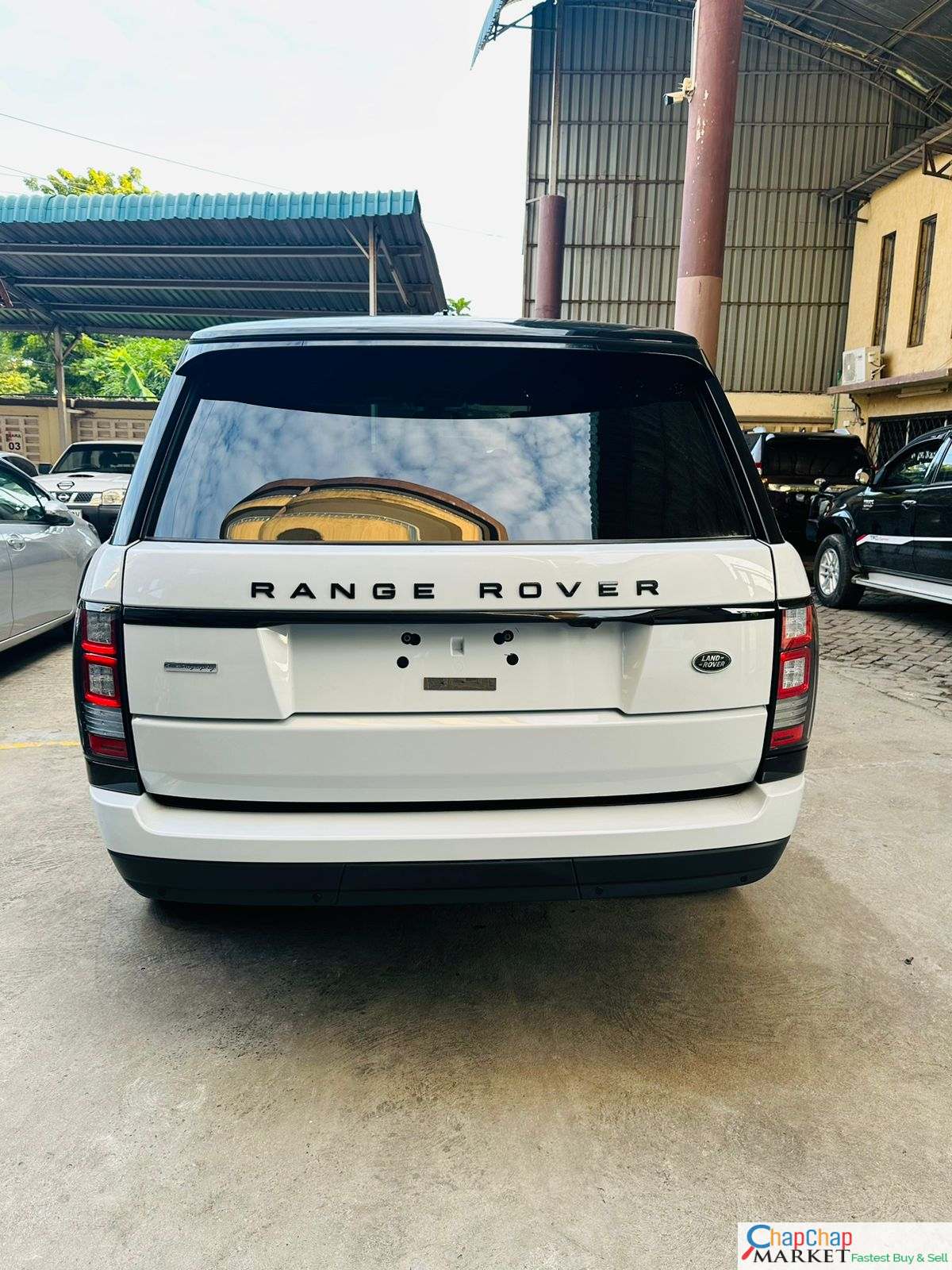 RANGE ROVER VOGUE Autobiography JUST ARRIVED QUICK SALE For sale in kenya exclusive