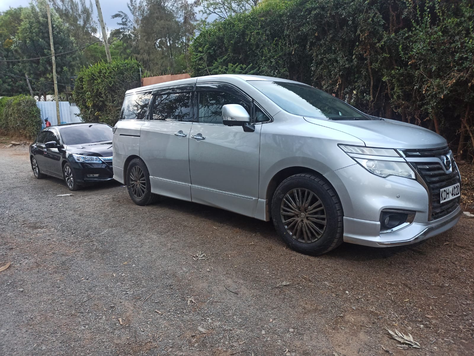 Cars For Sale/Vehicles-Cheapest Reliable Van minivans Alphard Noah Voxy Elgrand Wish VELFIRE  For Hire Lease Rental Self Driven Service in Kenya 5
