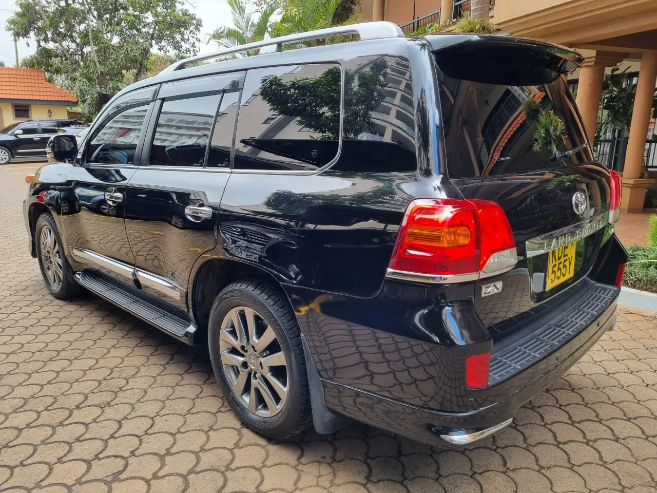 Toyota Landcruiser V8 ZX BRUNO Pay 40 Deposit EXCLUSIVE For Sale In