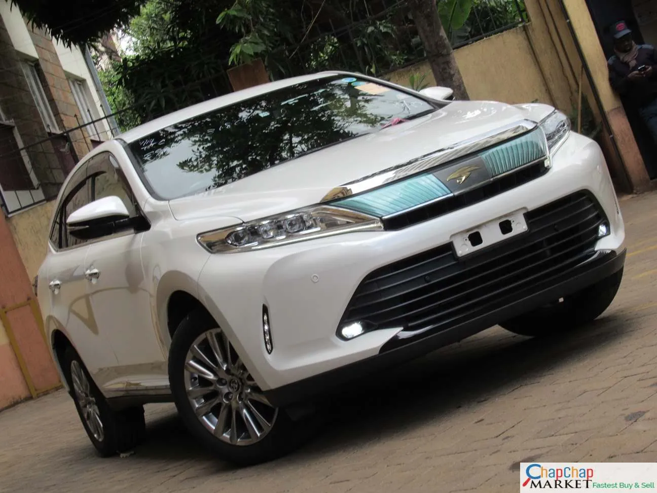 Toyota Harrier Just arrived You Pay 30% Deposit Trade in OK EXCLUSIVE Hire purchase Trade in ok